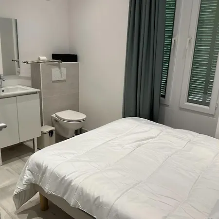 Nice T2 With Parking Close To The Sea Apartment Cannes
