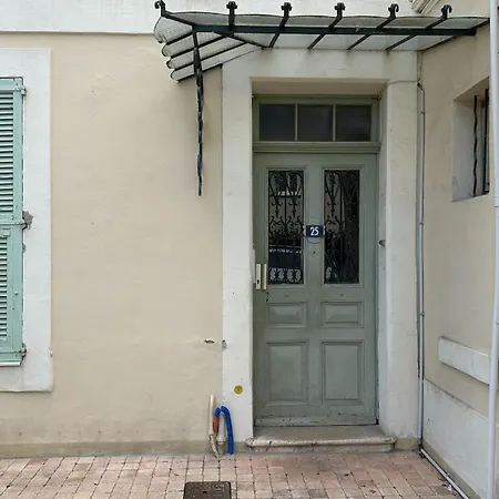 Nice T2 With Parking Close To The Sea Apartment